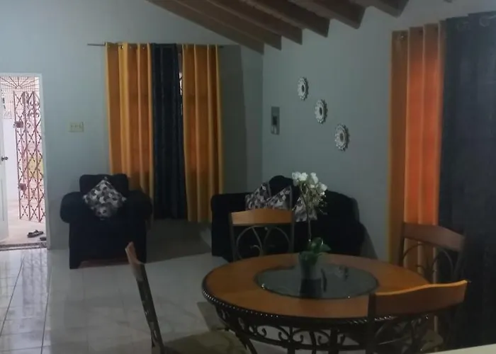 Oak 2 Villa *
